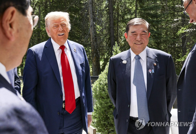 캐나다에서 만난 미일 정상