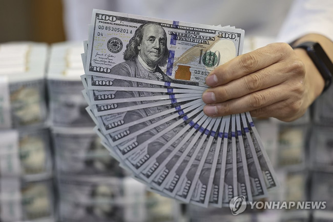 환율 1,430원 웃돌자 외환당국 1년 반 만에 구두개입