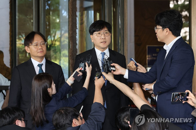 최태원·노소영 이혼 소송 상고심서 파기환송 판결…다시 2심으로