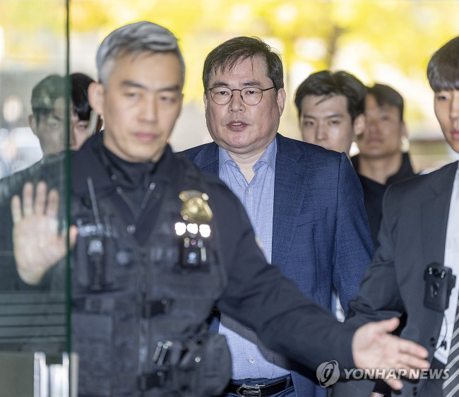 선고공판 출석하는 유동규