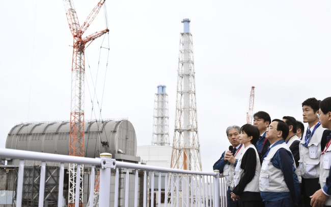 후쿠시마 제1원전 시찰하는 다카이치 일본 총리