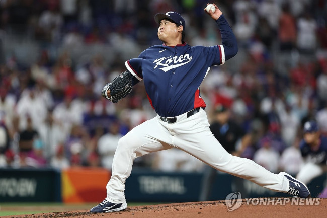 역투하는 류현진